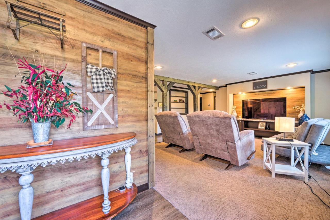 Pet-Friendly Home With Pool In Broken Bow! ภายนอก รูปภาพ