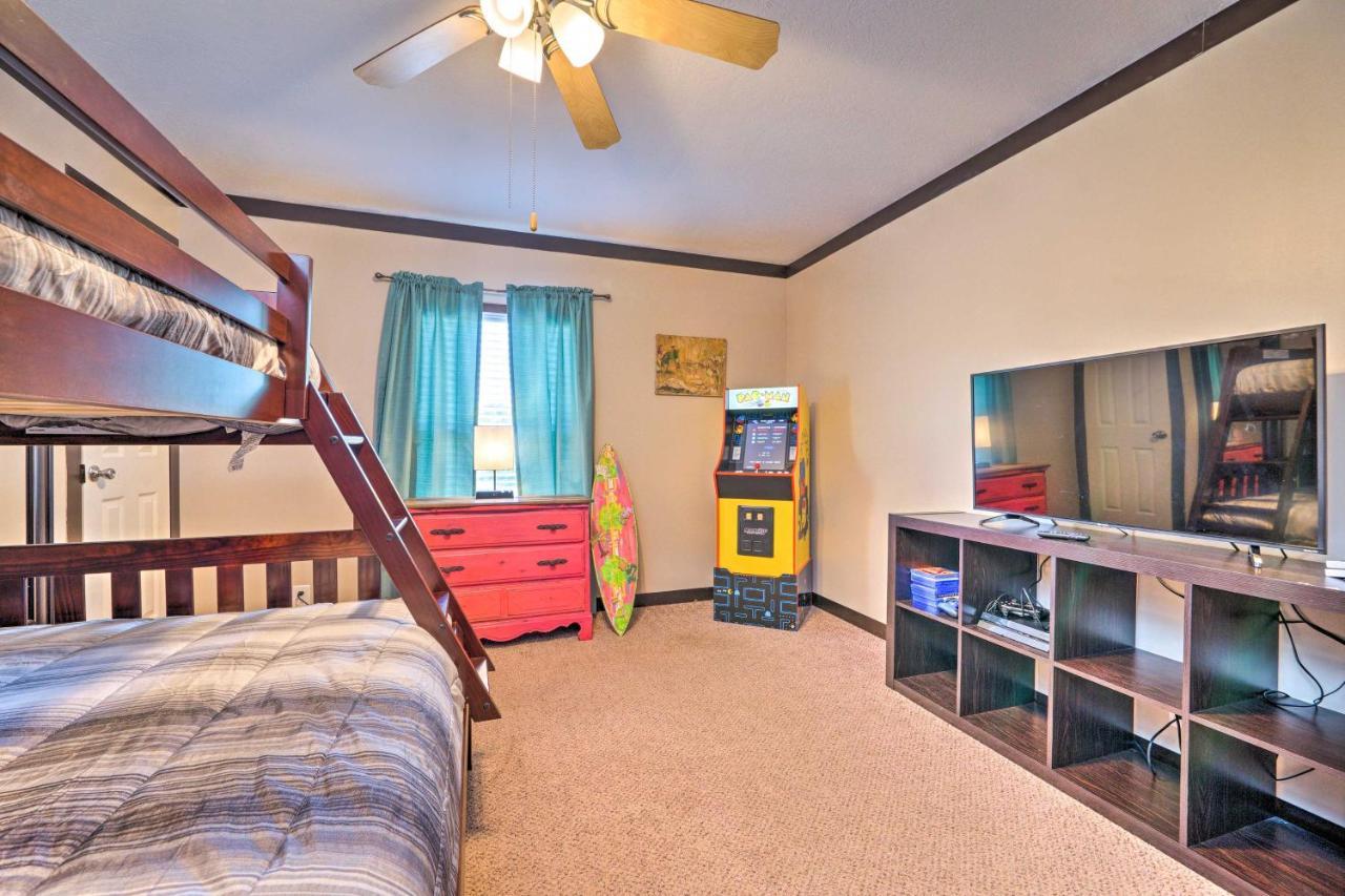 Pet-Friendly Home With Pool In Broken Bow! ภายนอก รูปภาพ