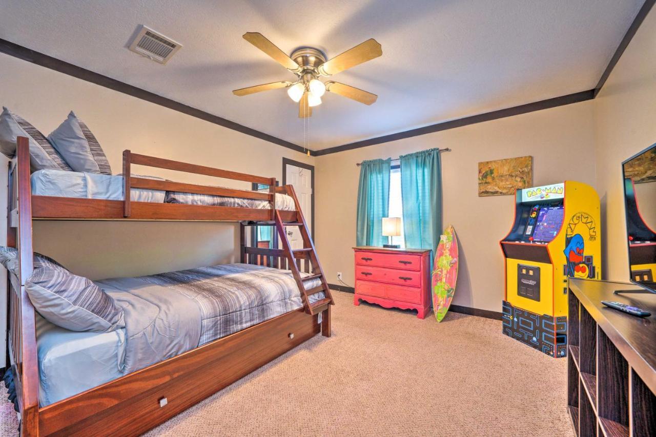 Pet-Friendly Home With Pool In Broken Bow! ภายนอก รูปภาพ