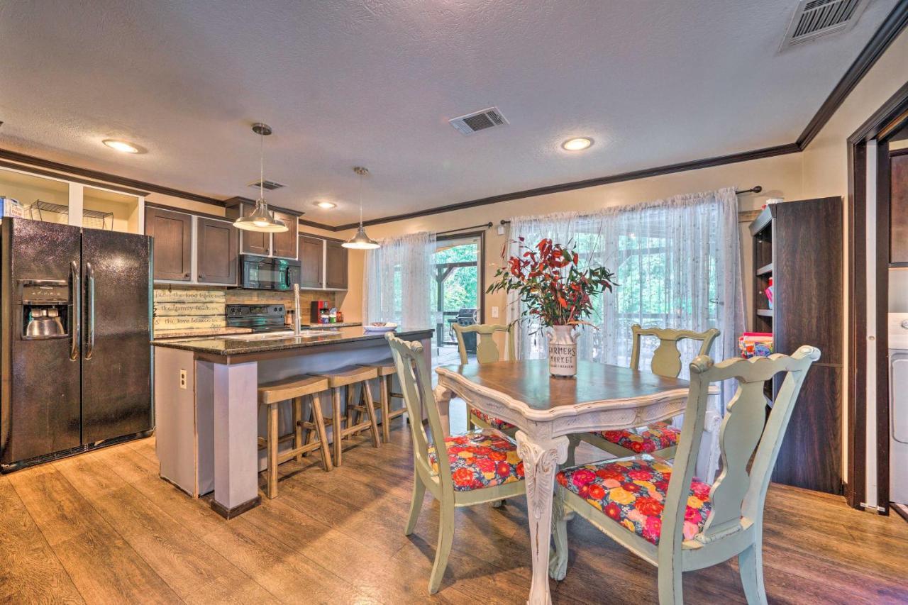 Pet-Friendly Home With Pool In Broken Bow! ภายนอก รูปภาพ