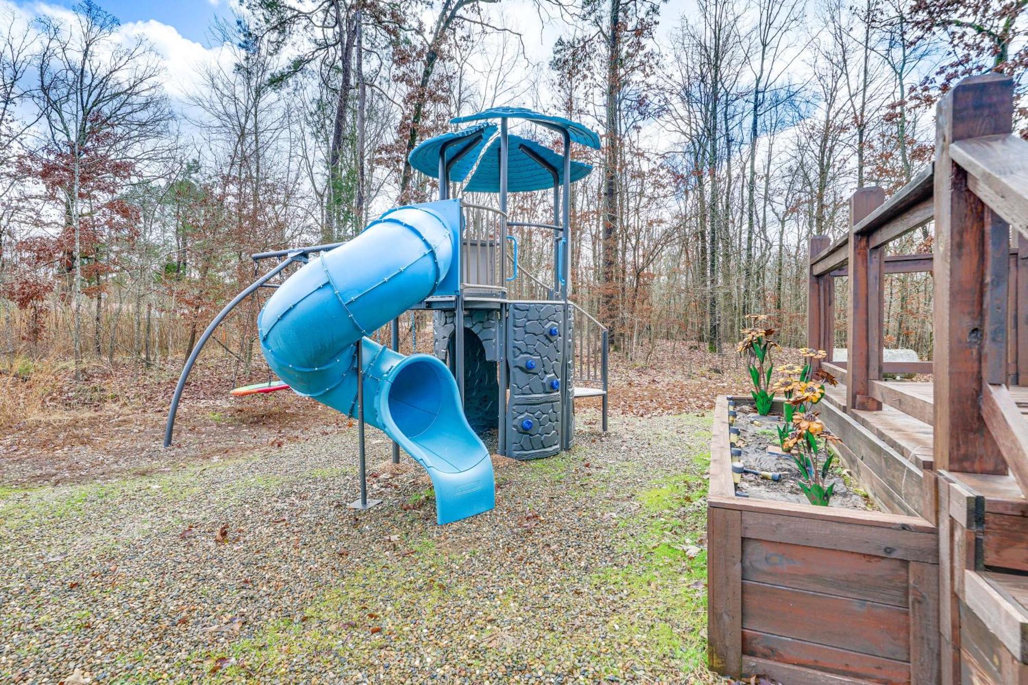 Pet-Friendly Home With Pool In Broken Bow! ภายนอก รูปภาพ